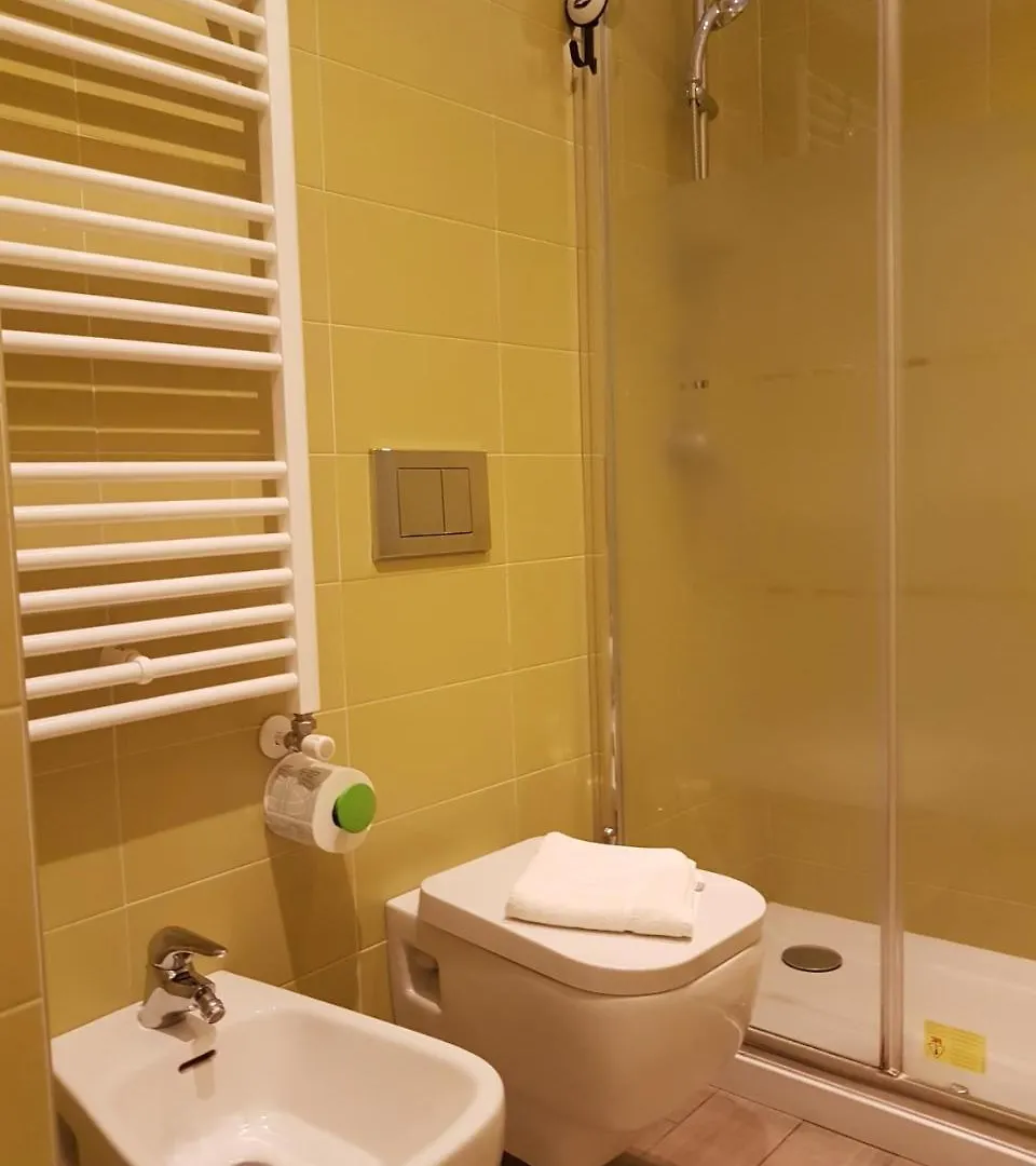 Milano Navigli Apartment - Via Savona 0*, Milan